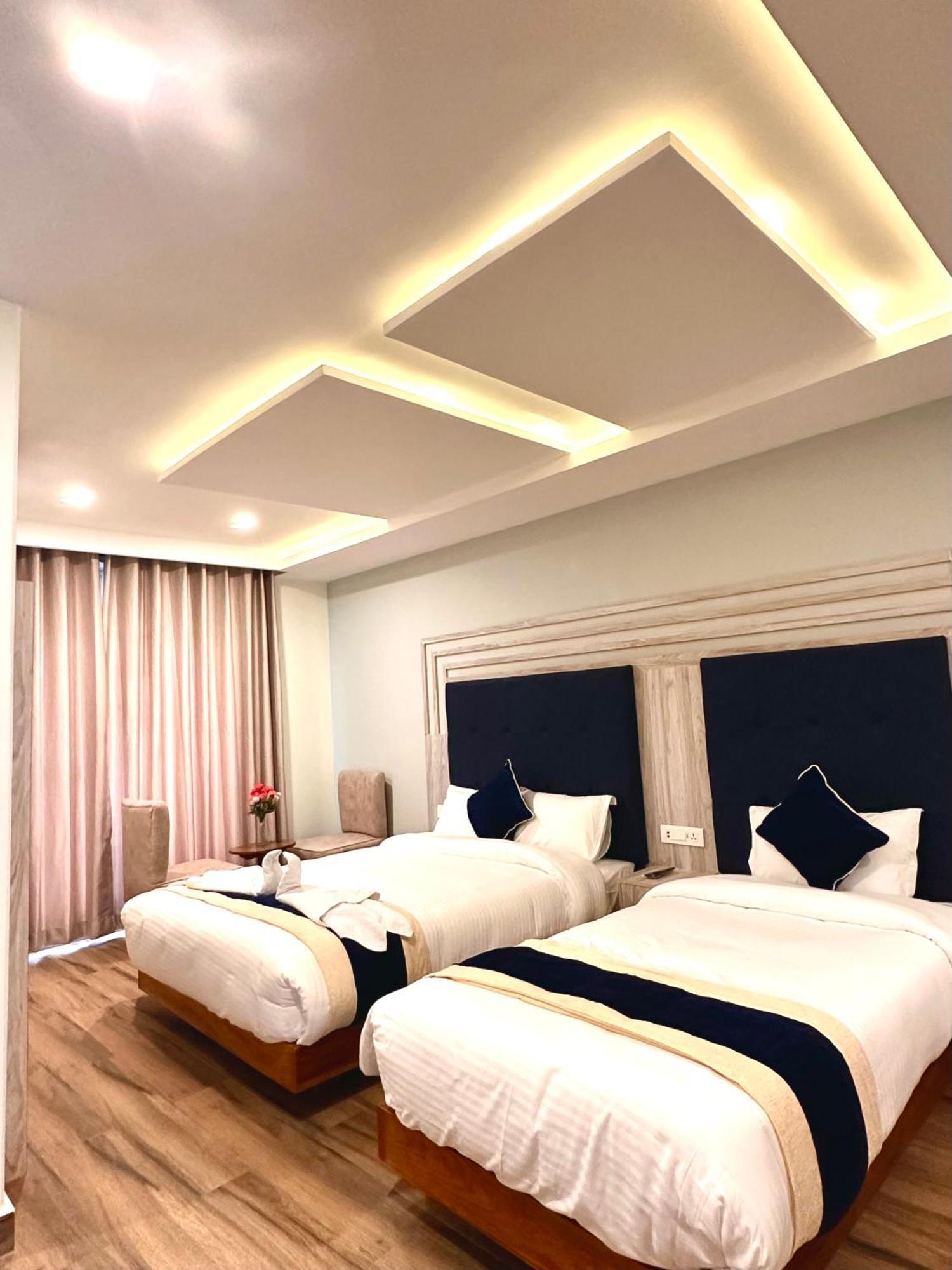 Hotel Adam Pokhara Exterior photo